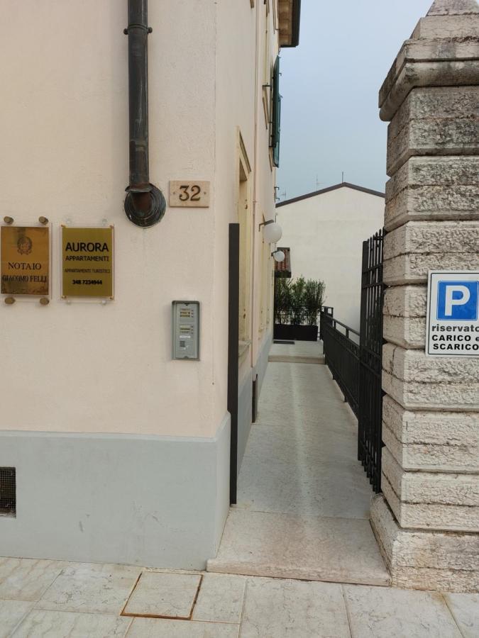 Aurora Appartamenti - A 150M Dall Ospedale Sacro Cuore Negrar Exterior foto
